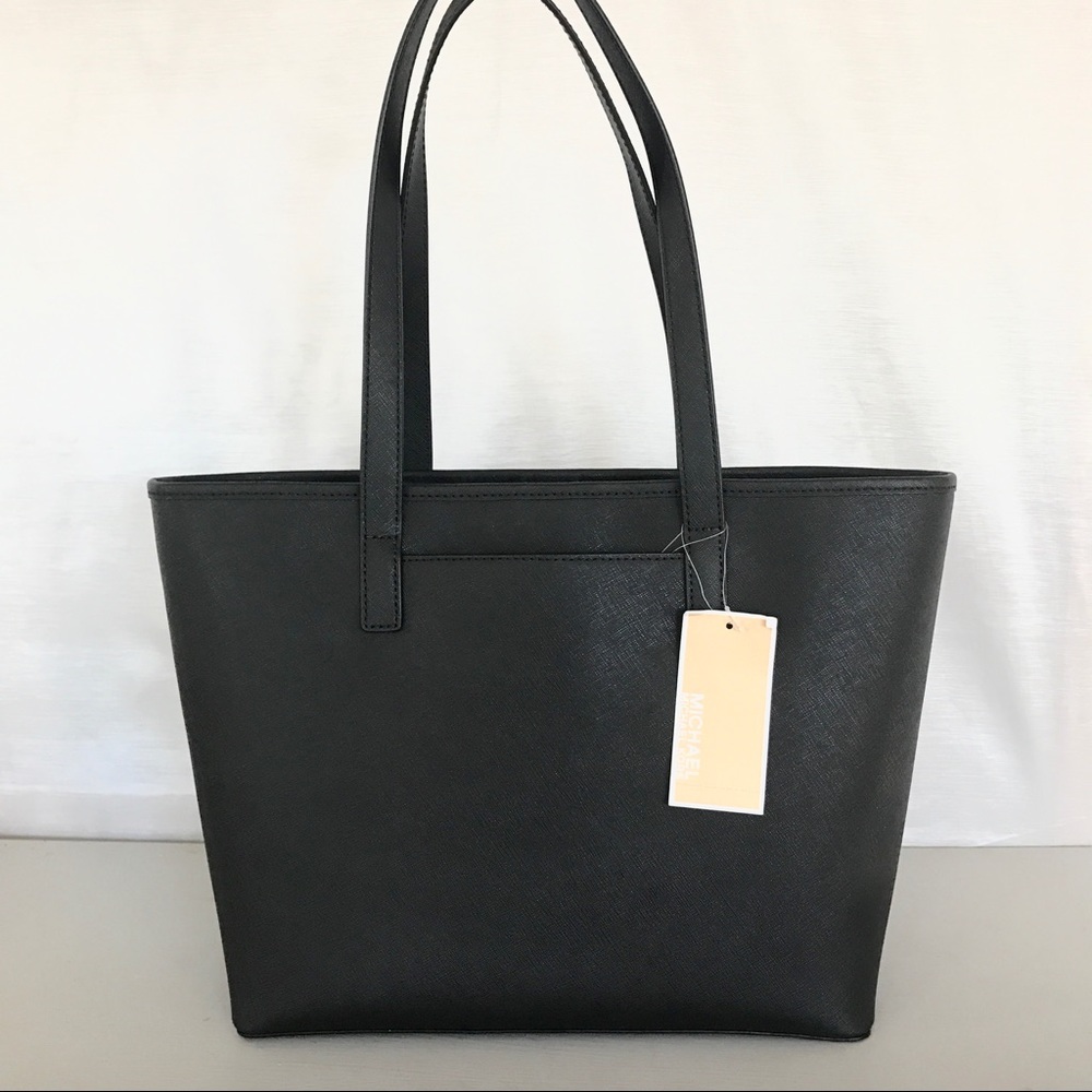 Authentic MK Microstud center stripe leather tote - Picture 4 of 7